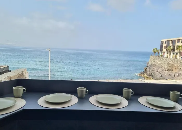 Appartement Mit Blick Auf Das Meer